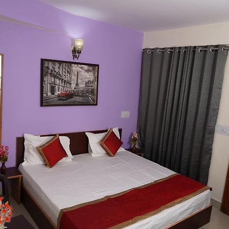 Shimla Pines Homestay Bagian luar foto