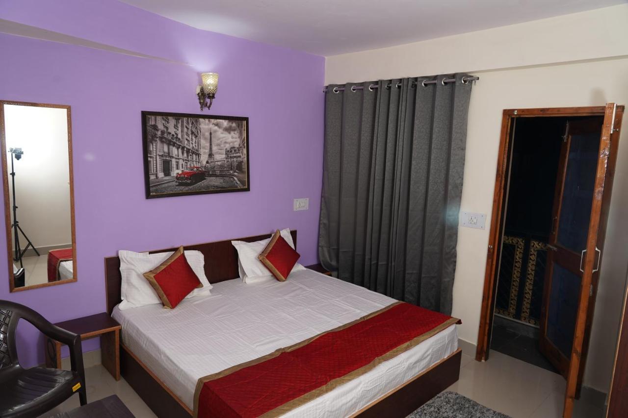 Shimla Pines Homestay Bagian luar foto