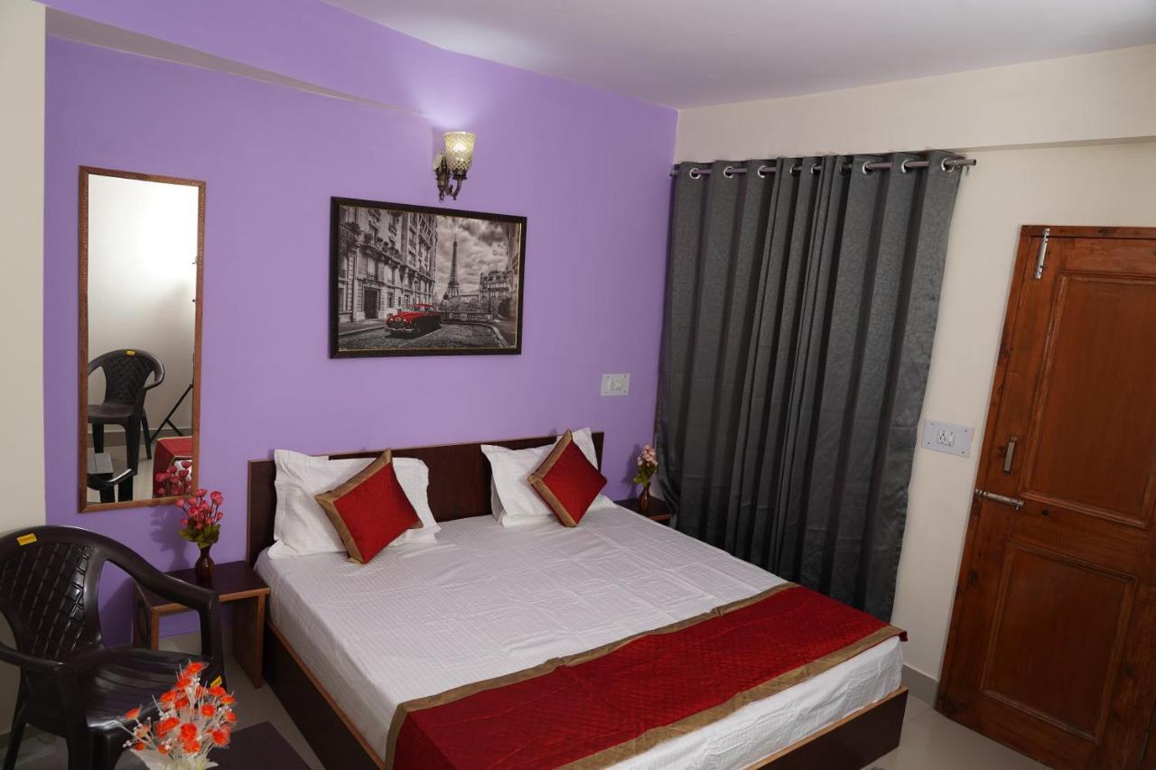 Shimla Pines Homestay Bagian luar foto