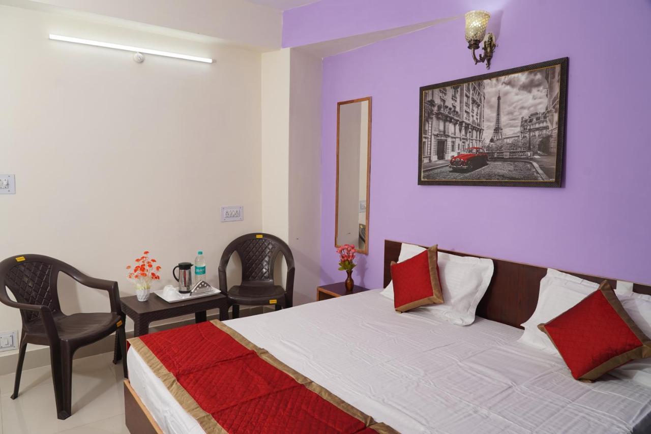 Shimla Pines Homestay Bagian luar foto