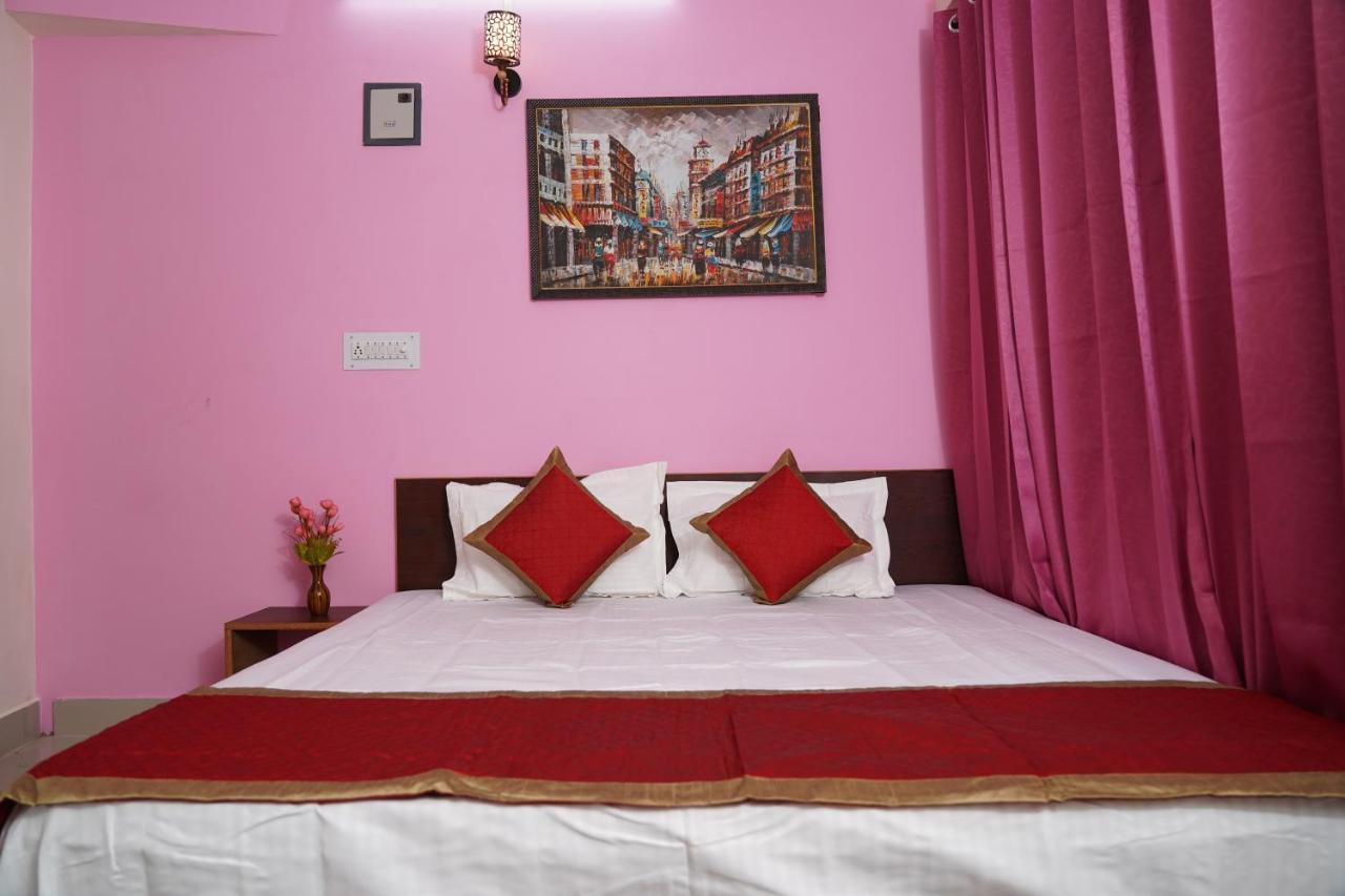 Shimla Pines Homestay Bagian luar foto